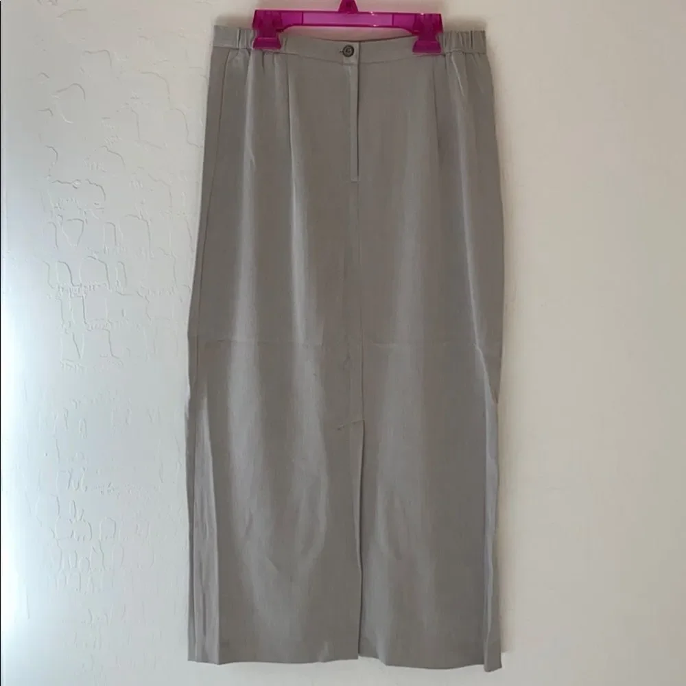 Women’s Beige A-Line Midi Skirt High Waist Old Money Classic Quiet Luxury Sz 8